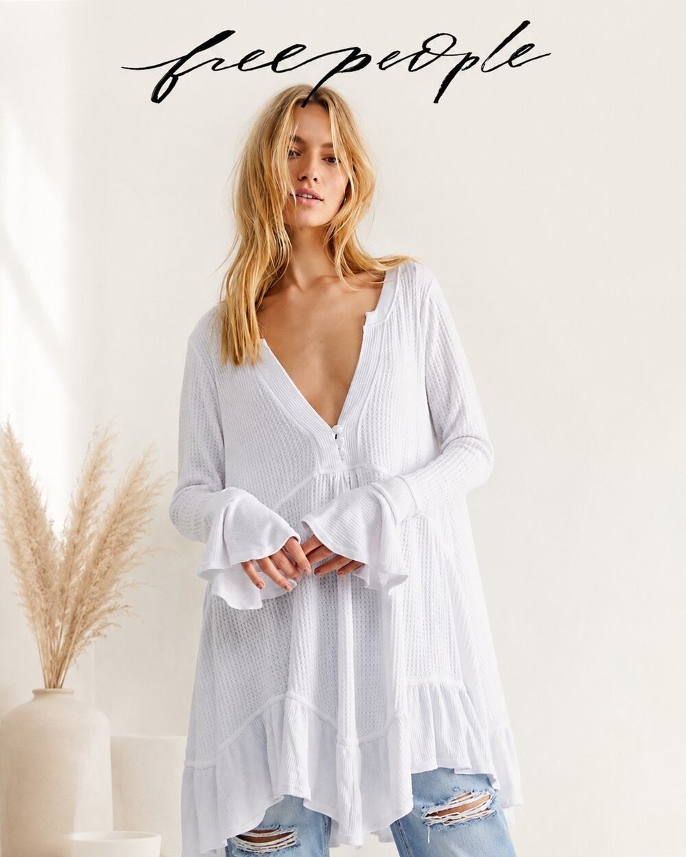 Free People Olivia White Waffle Knit Flare Sleeve Tunic Top Size Small